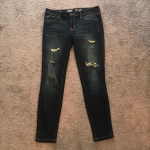 Dark Wash Ripped Mid-Rise Skinny Jeggings